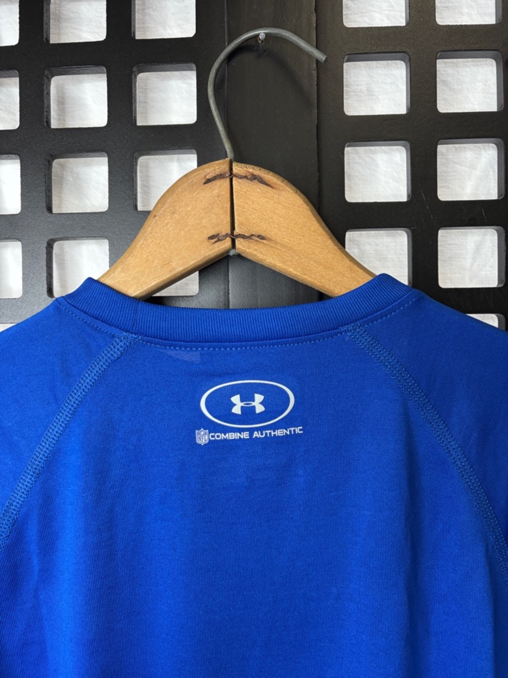 đź’™ Under Armour Buffalo Bills Youth Small Tee Blue NWT Combine Authentic đź’™ - Picture 7 of 16